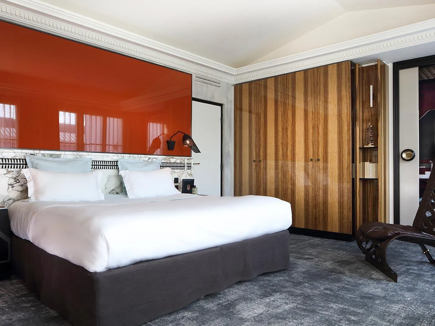 Les Bains Otel