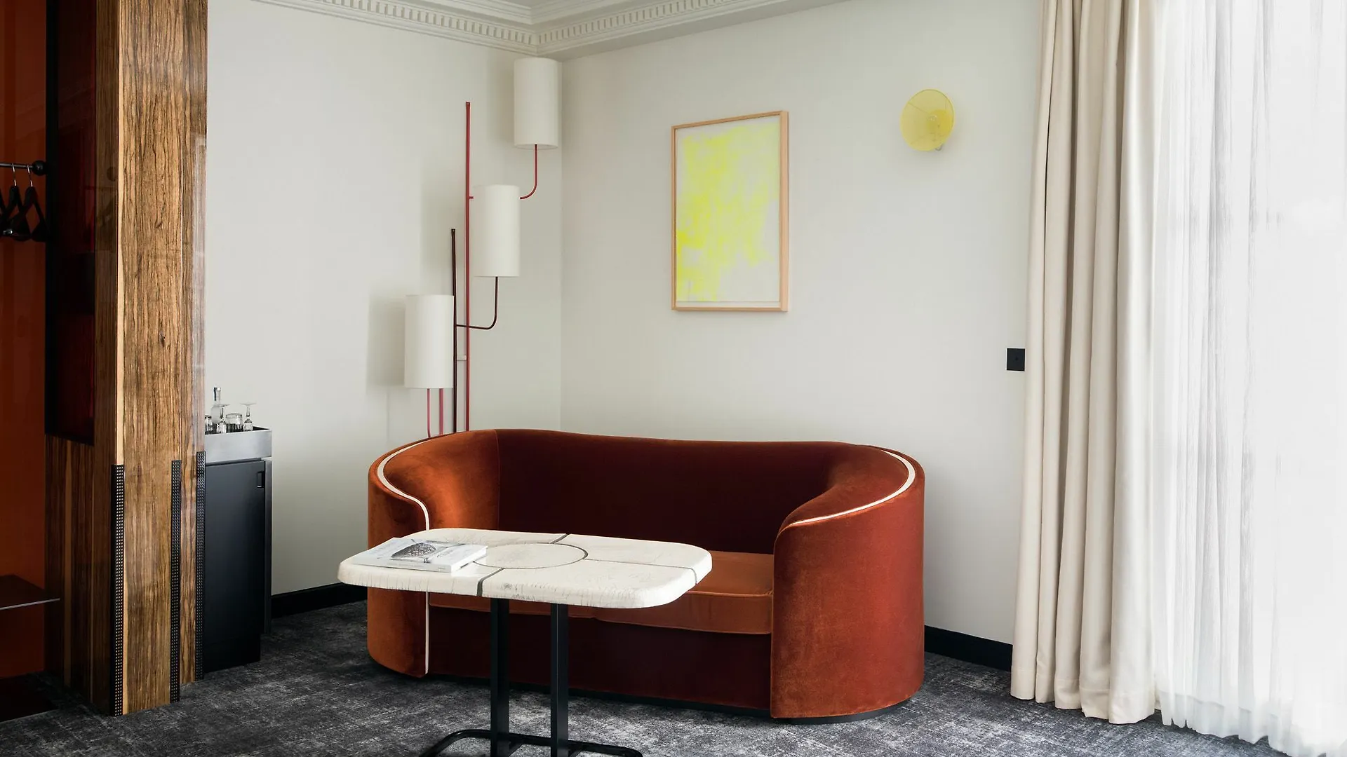 Les Bains Hotel
