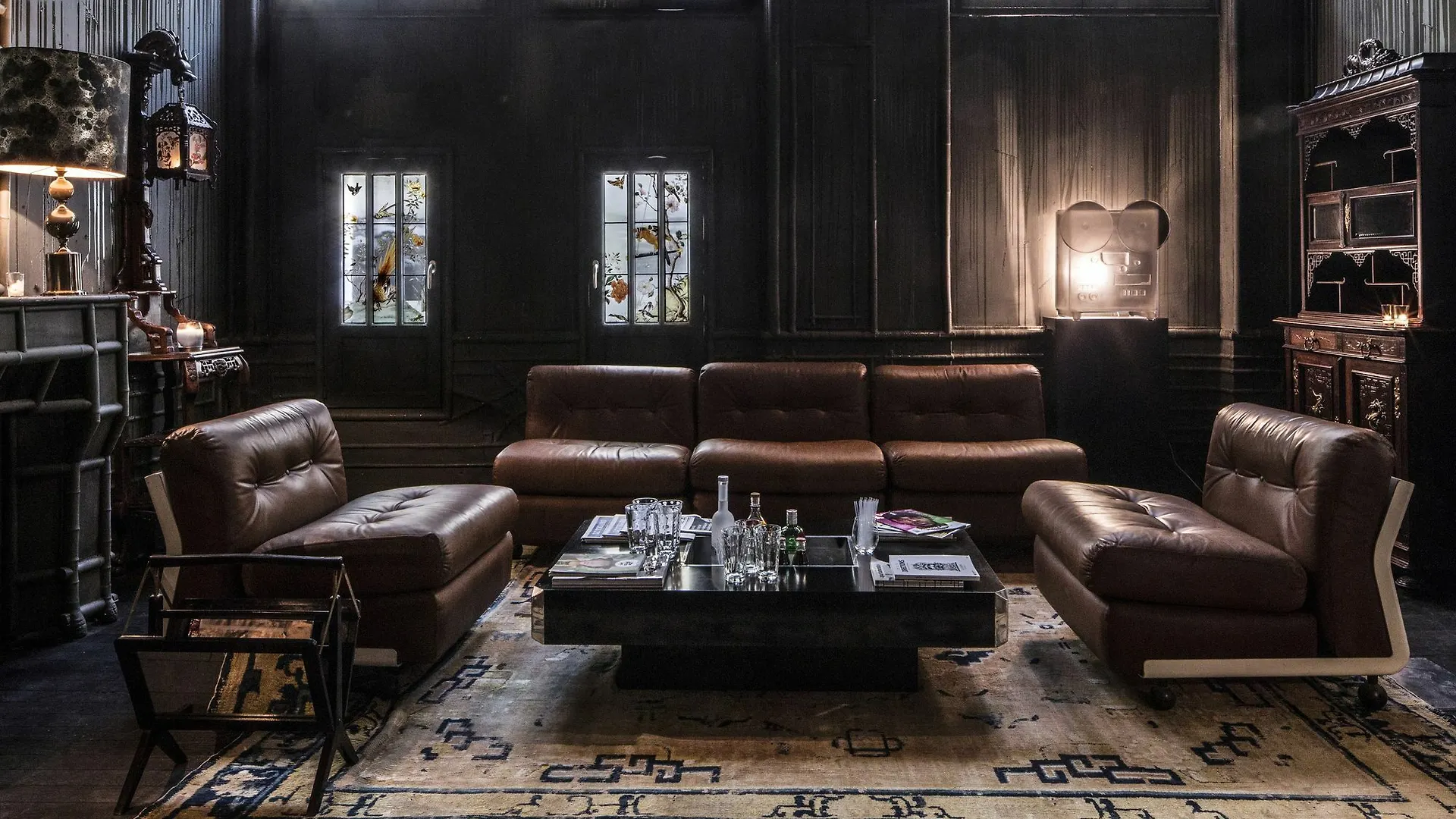 Les Bains Hotel